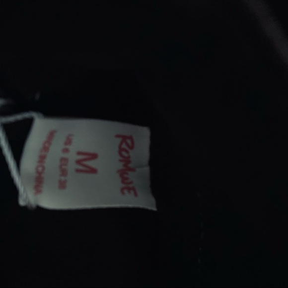 ROMWE - Picture 4 of 6